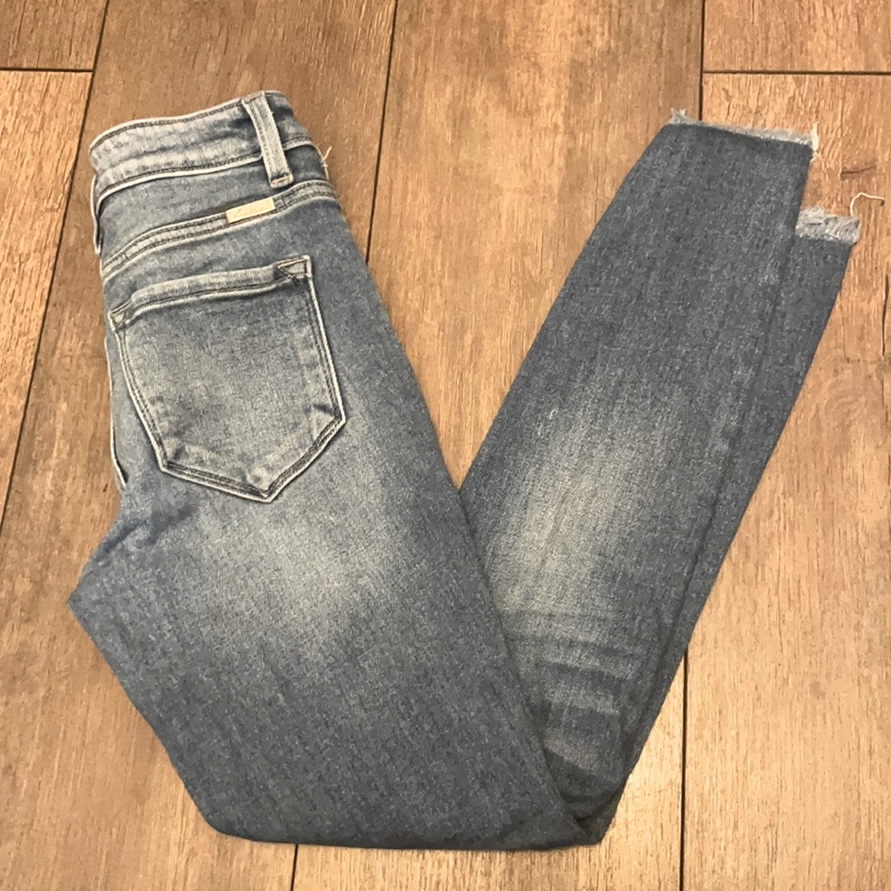 KanCan distressed light denim jeans frayed bottom